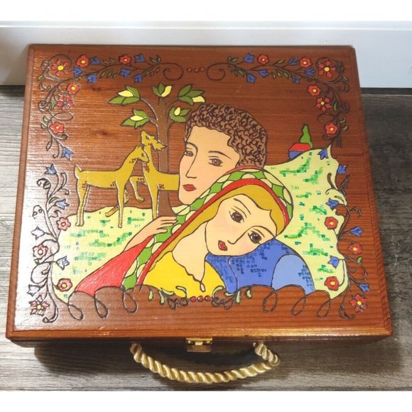 Wooden Handmade Folk Art Carved Painted Lover Carrying Box 12x10x3" Signed OOAK - Picture 2 of 16
